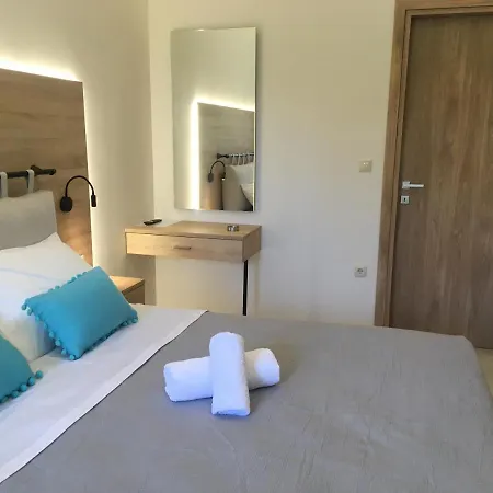 Το Πετρινο / The Petrino Apartments Stoupa Exterior photo