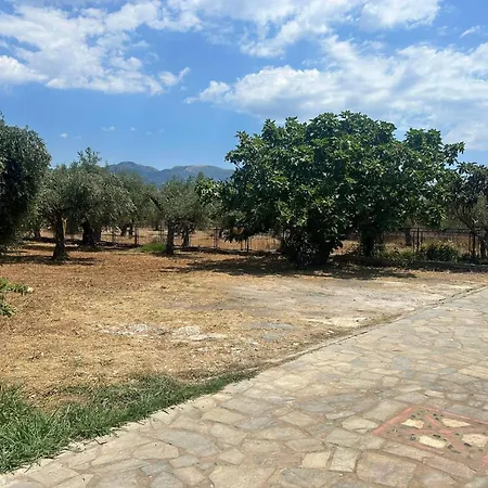 Το Πετρινο / The Petrino Apartments Stoupa Exterior photo