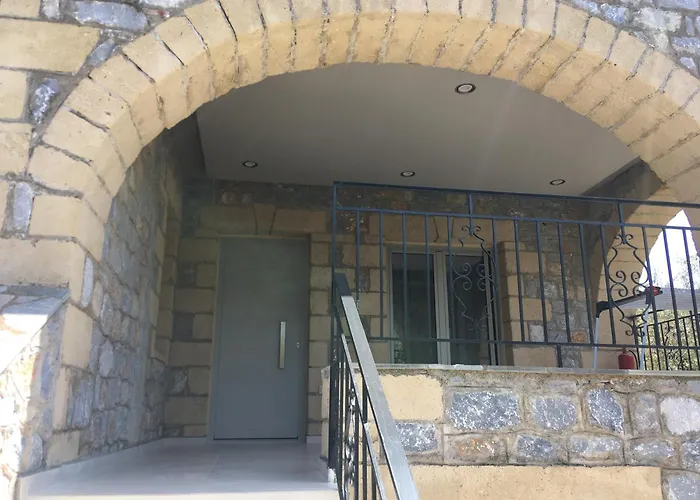 Το Πετρινο / The Petrino Apartments